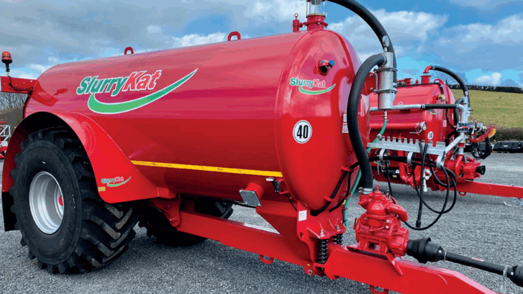 Top 6 Reasons to Invest in a SlurryKat Tanker for Your NZ Farm